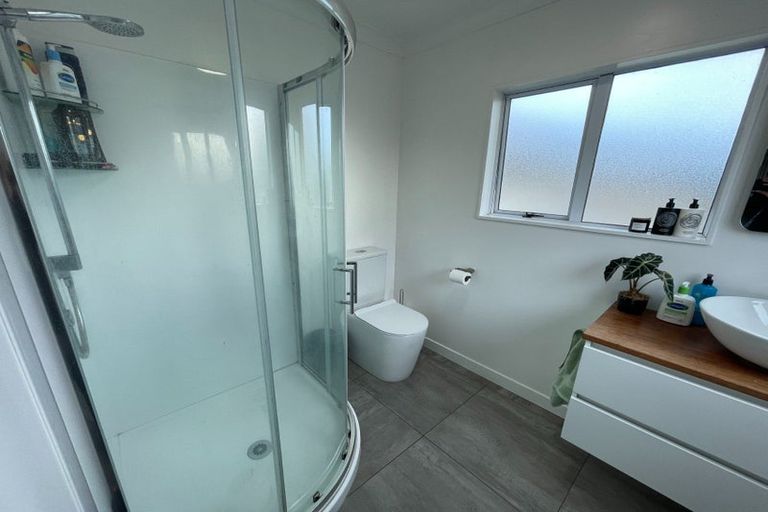 Photo of property in 13 Oaklands Grove, Clouston Park, Upper Hutt, 5018