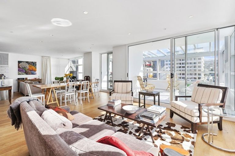 Photo of property in St Pauls Apartments, 112/43 Mulgrave Street, Thorndon, Wellington, 6011