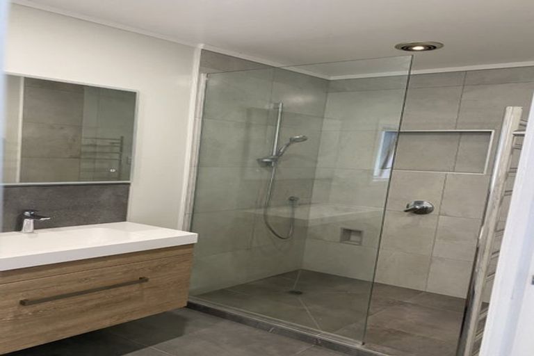 Photo of property in 43 Stredwick Drive, Torbay, Auckland, 0630