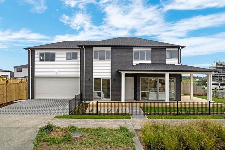 Photo of property in 50 Hari Road, Karaka, 2113
