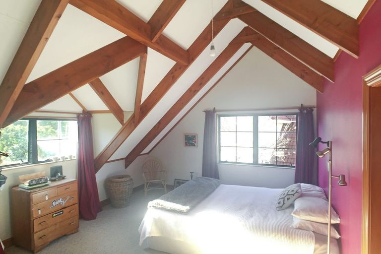 Photo of property in 409 Karori Road, Karori, Wellington, 6012