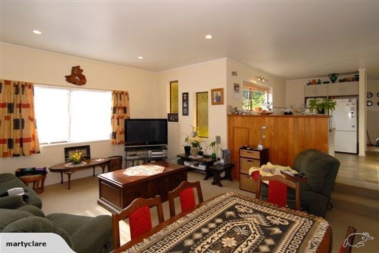 Photo of property in 132 Totara Drive, Pukete, Hamilton, 3200
