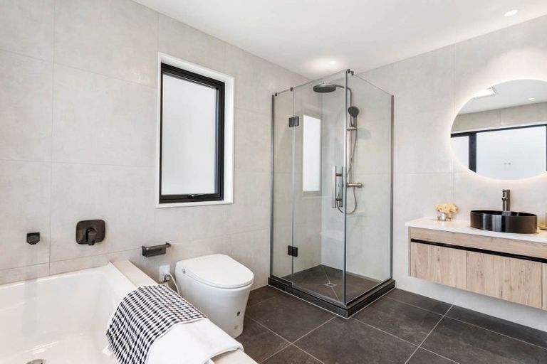 Photo of property in 1a Altair Place, Windsor Park, Auckland, 0632