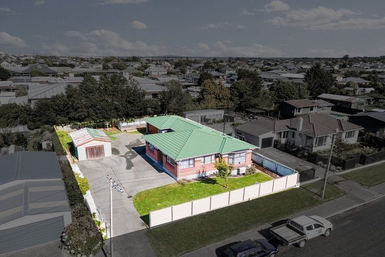 Photo of property in 11 Wallace Street, Grasmere, Invercargill, 9810