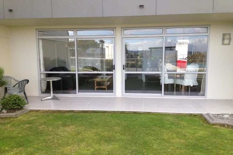 Photo of property in 300 Lake Terrace, Two Mile Bay, Taupo, 3330