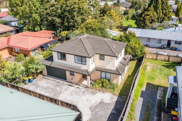 Photo of property in 106a Rathgar Road, Henderson, Auckland, 0610