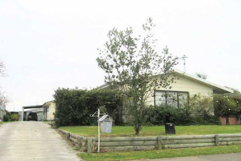 Photo of property in 1/7 Jeffares Place, Taradale, Napier, 4112