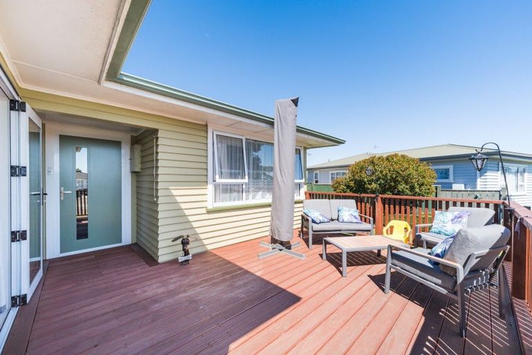 Photo of property in 18 Belvedere Crescent, Takaro, Palmerston North, 4412