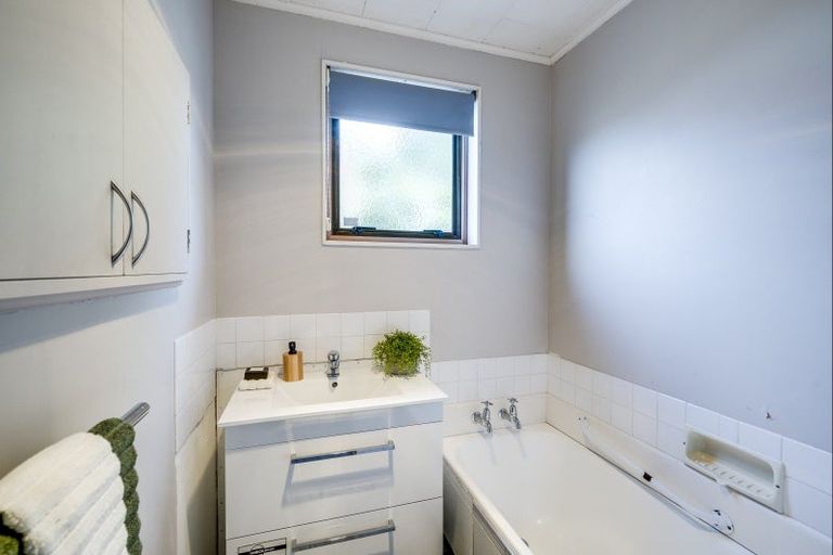 Photo of property in 2 Nicholas Street, Taradale, Napier, 4112