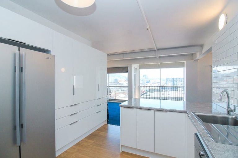 Photo of property in Qba Apartments, 3a/51 Webb Street, Mount Cook, Wellington, 6011