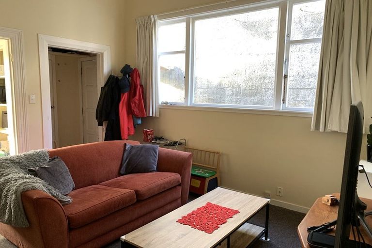 Photo of property in 213 Adelaide Road, Newtown, Wellington, 6021