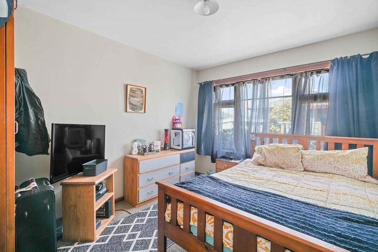 Photo of property in 102 Amyes Road, Hornby, Christchurch, 8042