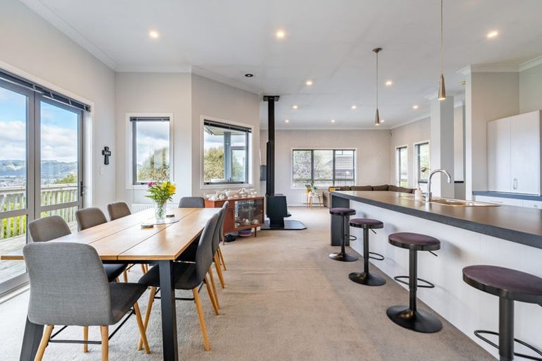 Photo of property in 13a Riverstone Drive, Riverstone Terraces, Upper Hutt, 5018