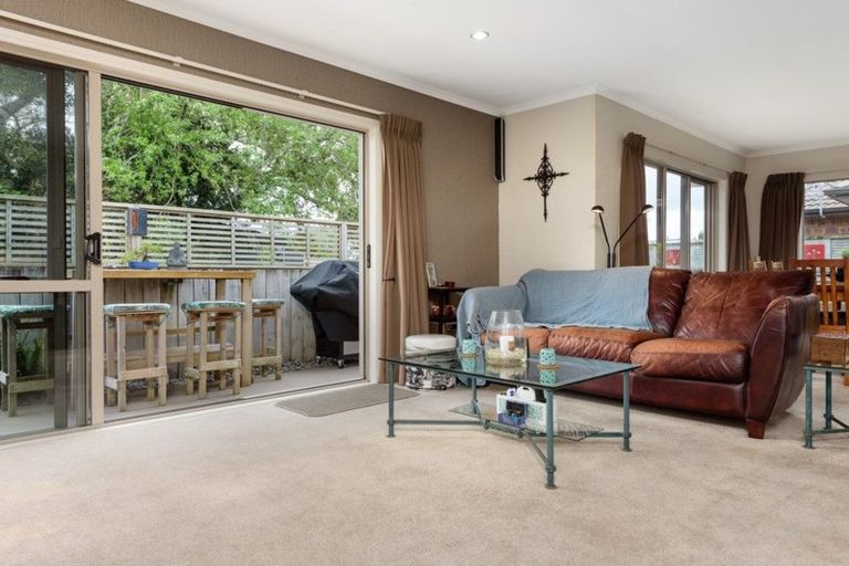 Photo of property in 74b Simpson Road, Papamoa Beach, Papamoa, 3118