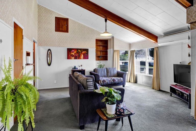 Photo of property in 49 Broadway, Stratford, 4332