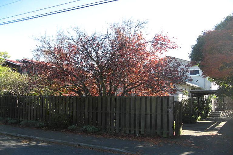 Photo of property in 49 Jeffreys Road, Fendalton, Christchurch, 8052