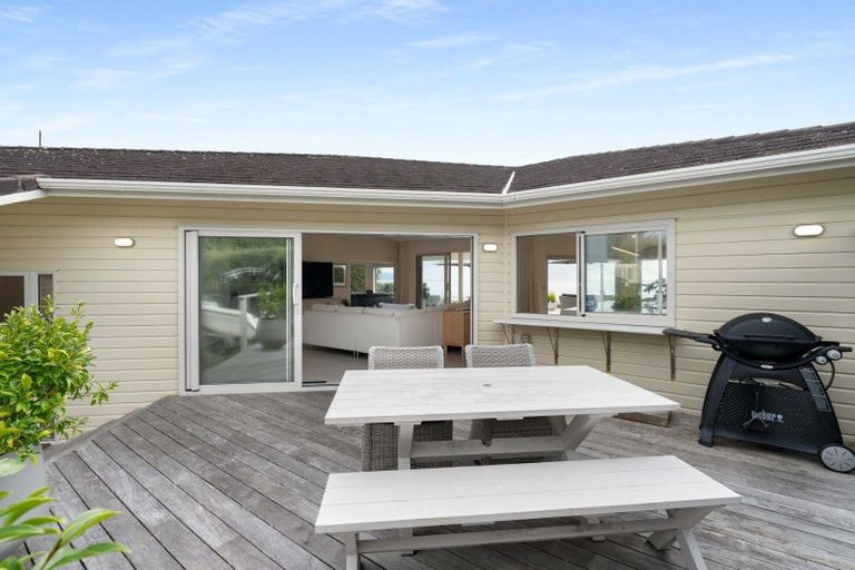 Photo of property in 220 Kenwood Drive, Matarangi, Whitianga, 3592