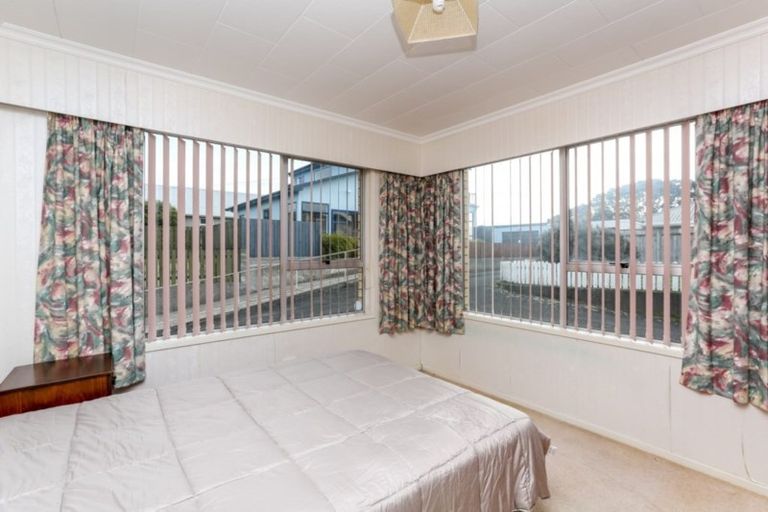 Photo of property in 3/10 Birdwood Avenue, Moturoa, New Plymouth, 4310