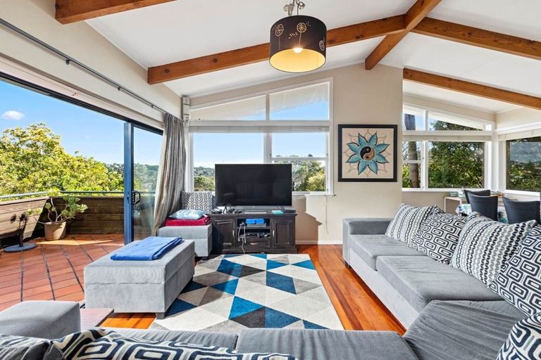 Photo of property in 20 Holt Avenue, Torbay, Auckland, 0630