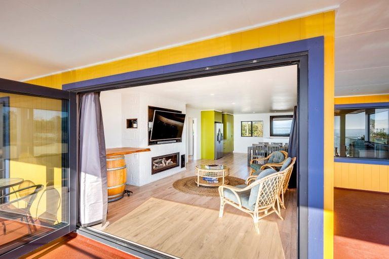Photo of property in 265 Clifton Road, Te Awanga, 4102