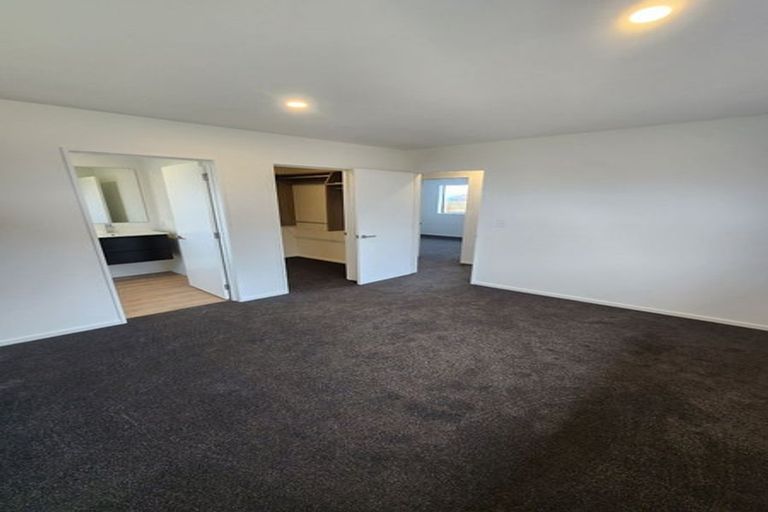 Photo of property in 10 Ellmers Street, Woodend, 7610