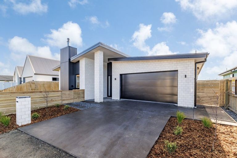 Photo of property in 103 Aviemore Drive, Marshland, Christchurch, 8083