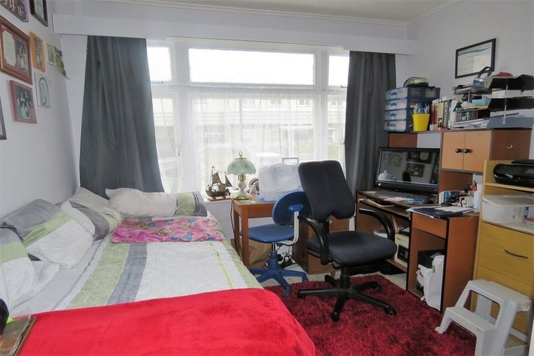 Photo of property in 23 Palmerston Street, Westport, 7825