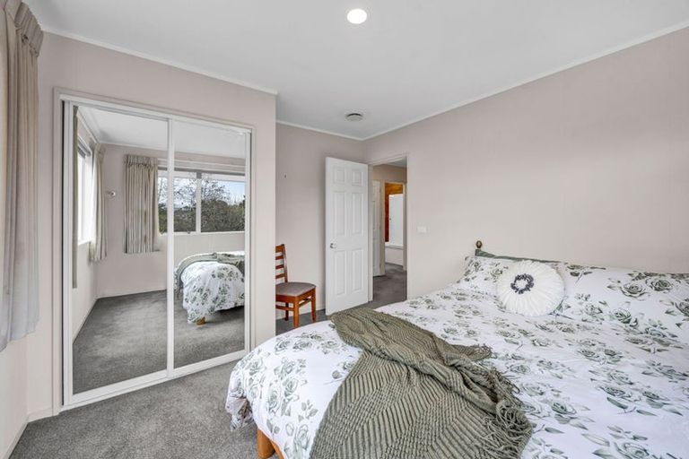 Photo of property in 54 Karina Road, Merrilands, New Plymouth, 4312