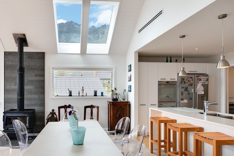 Photo of property in 37 Mcadam Drive, Jacks Point, Queenstown, 9371