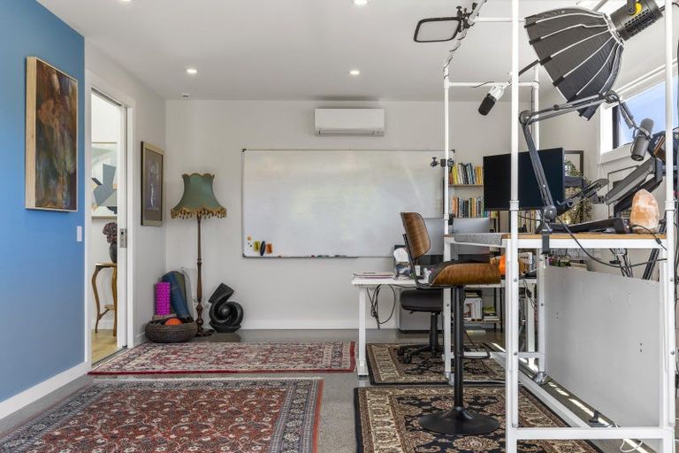 Photo of property in 10 Karapoto Lane, Rainbow Point, Taupo, 3330