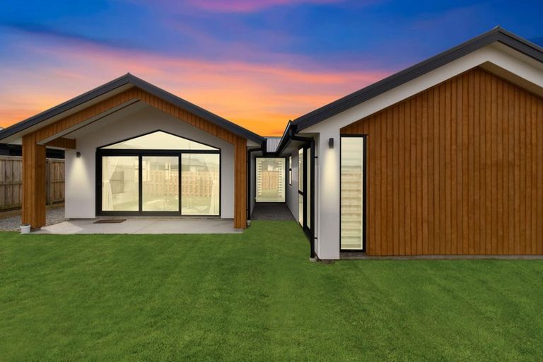 Photo of property in 1 Lolite Lane, Rolleston, 7615