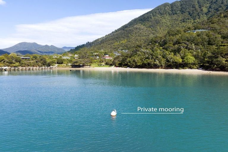 Photo of property in 26 Kamahi Road, Tennyson Inlet, 7195