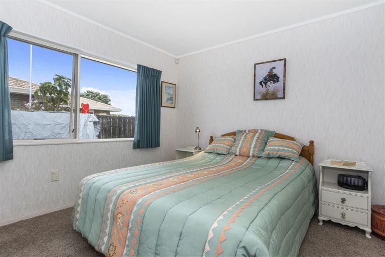 Photo of property in 17 Reef Avenue, Papamoa Beach, Papamoa, 3118