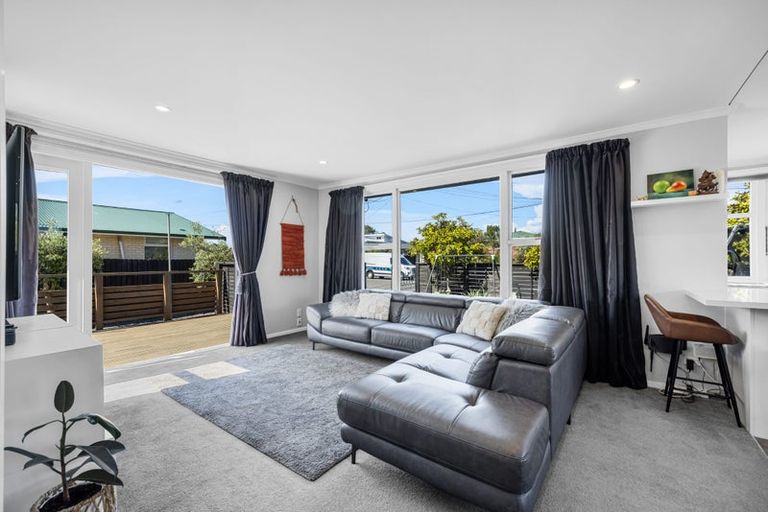 Photo of property in 27 Parnwell Street, Burwood, Christchurch, 8083