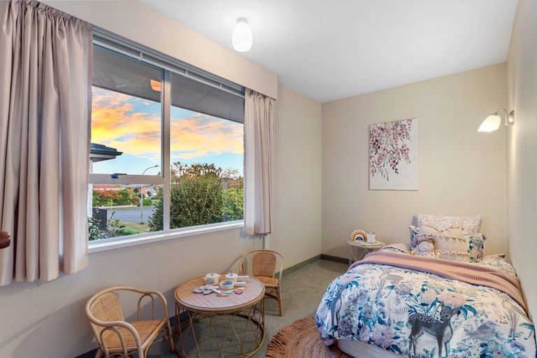 Photo of property in 4 Hawkswood Place, Avonhead, Christchurch, 8042