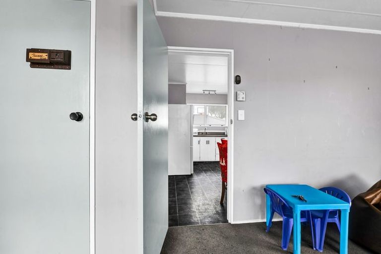 Photo of property in 11 Manuka Place, Hawera, 4610