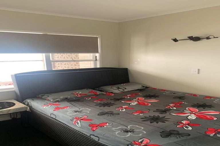 Photo of property in 2/23 Green Street, Papakura, 2110