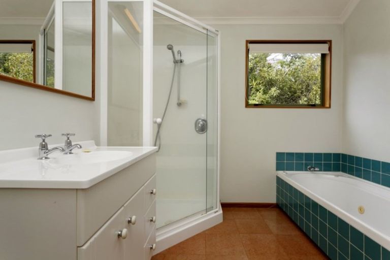 Photo of property in 59 Rokino Road, Hilltop, Taupo, 3330