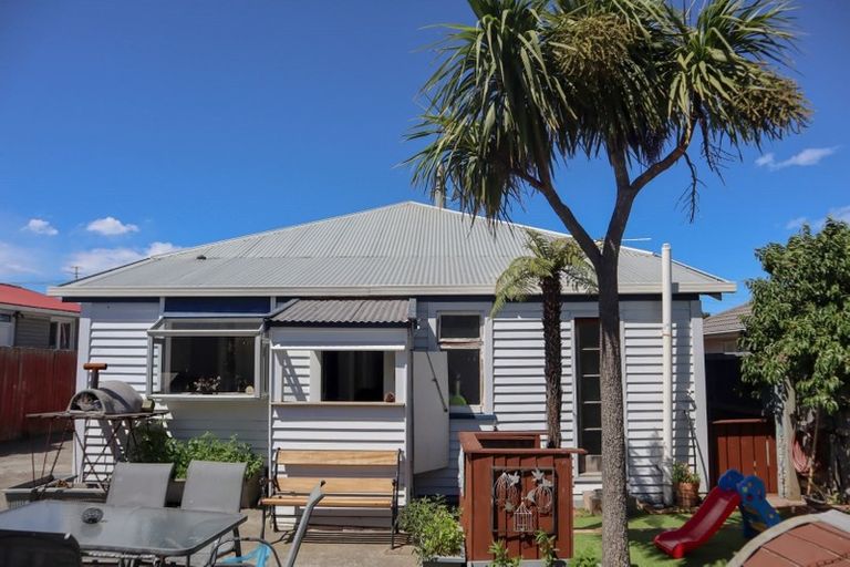 Photo of property in 20 Mafeking Street, New Brighton, Christchurch, 8061