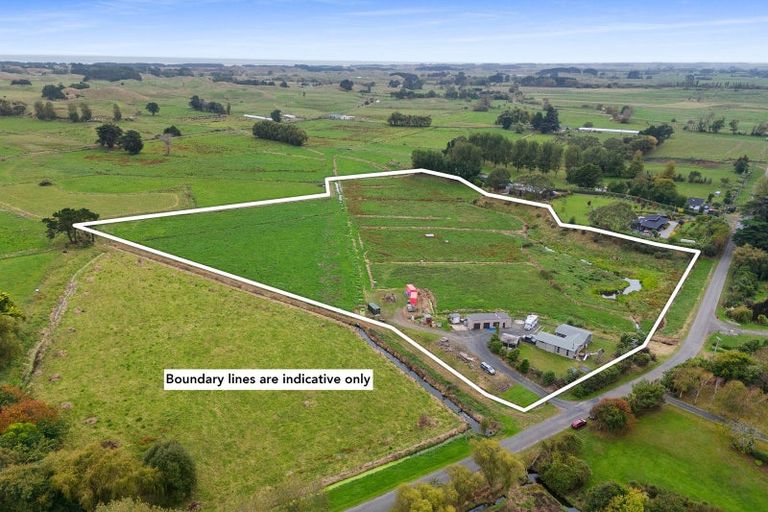 Photo of property in 78 Takapu Road, Manakau, 5573