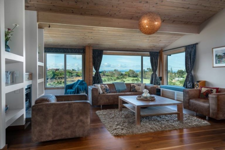 Photo of property in 6 Rhodes Fall, Rangatira Park, Taupo, 3330