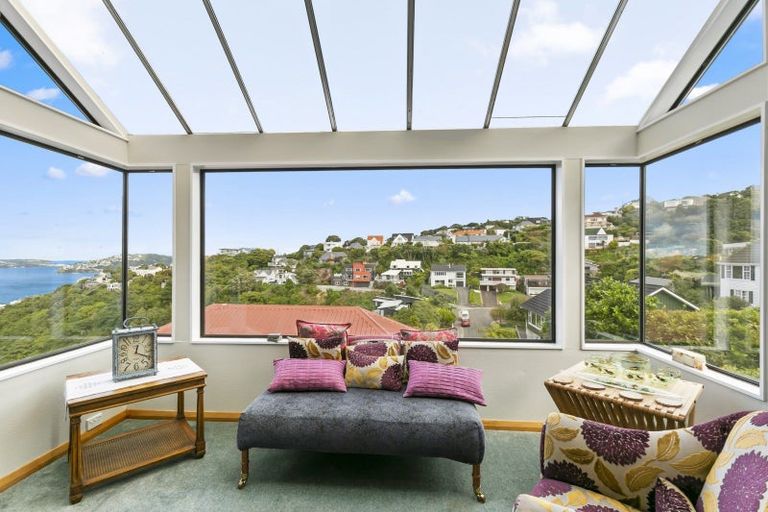 Photo of property in 122 Cashmere Avenue, Khandallah, Wellington, 6035