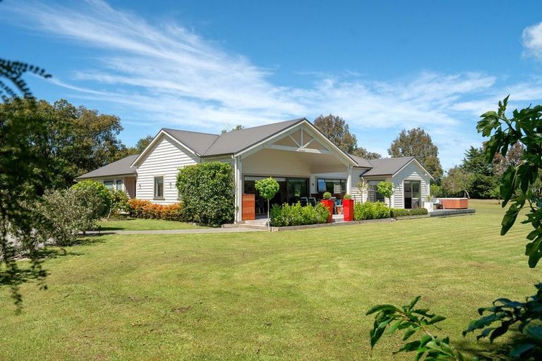 Photo of property in 148-152 Dublin Street, Martinborough, 5711