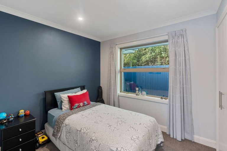Photo of property in 73b Inwoods Road, Parklands, Christchurch, 8083