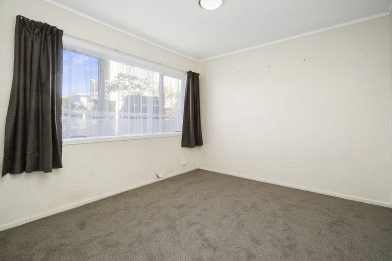Photo of property in 1/9 Wye Street, Island Bay, Wellington, 6023