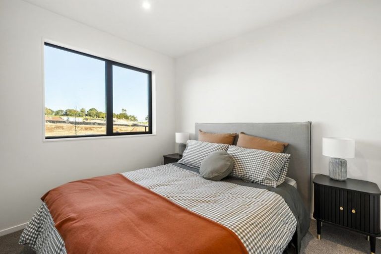 Photo of property in 4/4 Limestone Drive, Hobsonville, Auckland, 0616