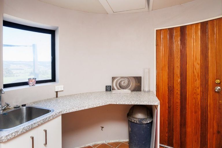 Photo of property in 232 Hendersons Line, Kelvin Grove, Palmerston North, 4470