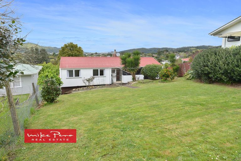 Photo of property in 19 Mcmillan Avenue, Te Kamo, Whangarei, 0112