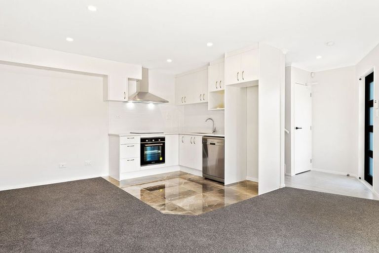 Photo of property in 1/20 Blanche Way, Half Moon Bay, Auckland, 2012