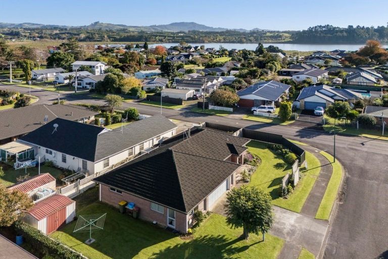 Photo of property in 2 Atlanta Court, Katikati, 3129